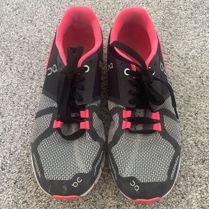 ON Cloud Running Shoes W7
